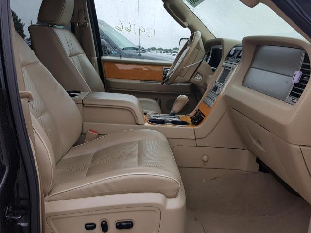 5LMFU275X8LJ19043 - 2008 LINCOLN NAVIGATOR BLACK photo 5