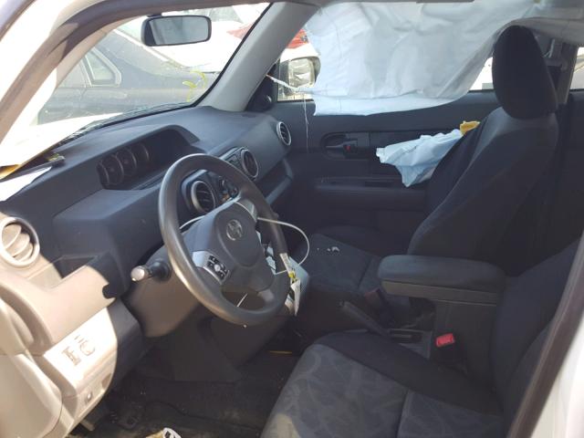 JTLZE4FE2CJ000670 - 2012 TOYOTA SCION XB Weiß Foto 5