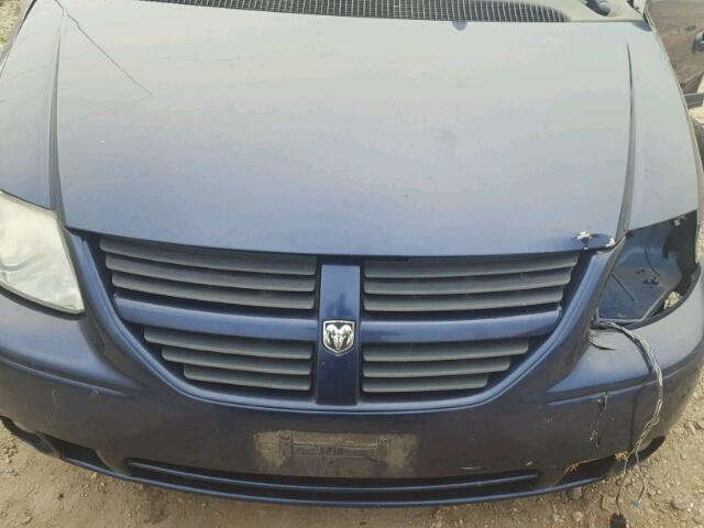 2D4GP44L55R266166 - 2005 DODGE GRAND CARA BLUE photo 7