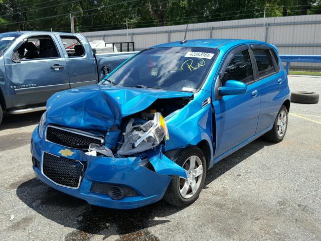 KL1TD66EX9B651068 - 2009 CHEVROLET AVEO LS BLUE photo 2