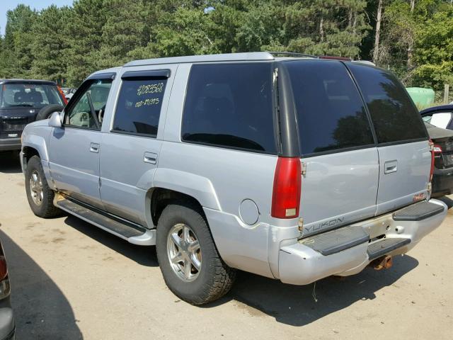 1GKEK63R5YR182688 - 2000 GMC DENALI SILVER photo 3