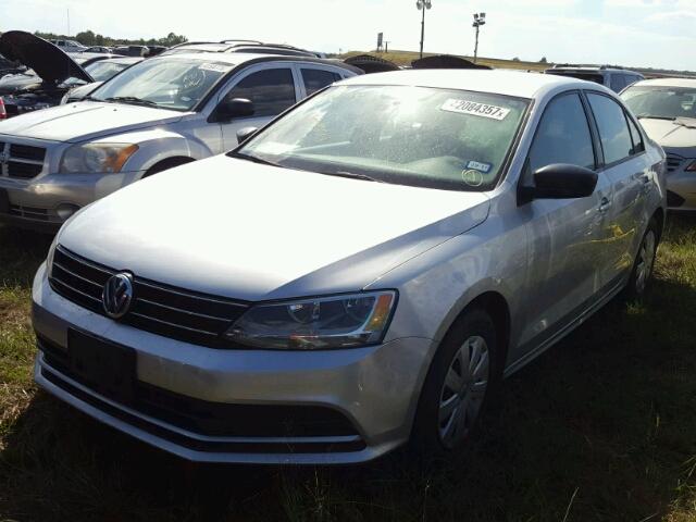 3VW2K7AJ9FM401519 - 2015 VOLKSWAGEN JETTA BASE SILVER photo 2