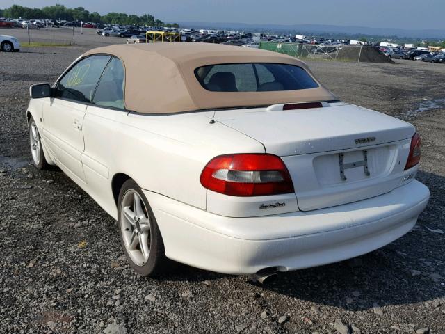 YV1NC53D22J029029 - 2002 VOLVO C70 WHITE photo 3