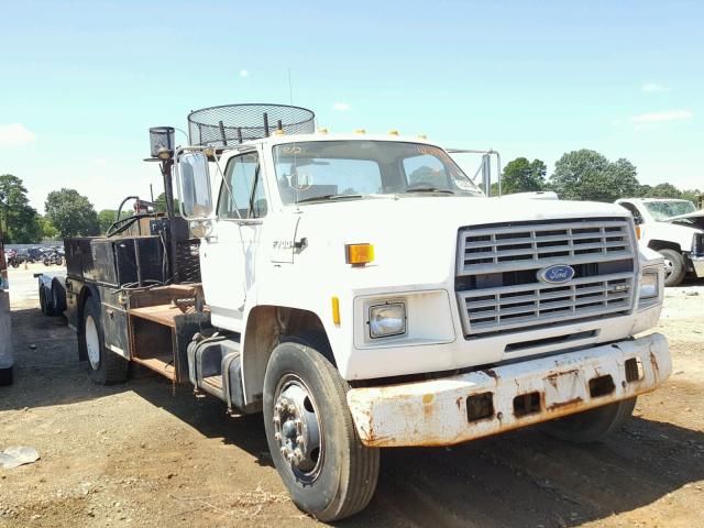 1FDPF70J0PVA37752 - 1993 FORD F700 WHITE photo 1