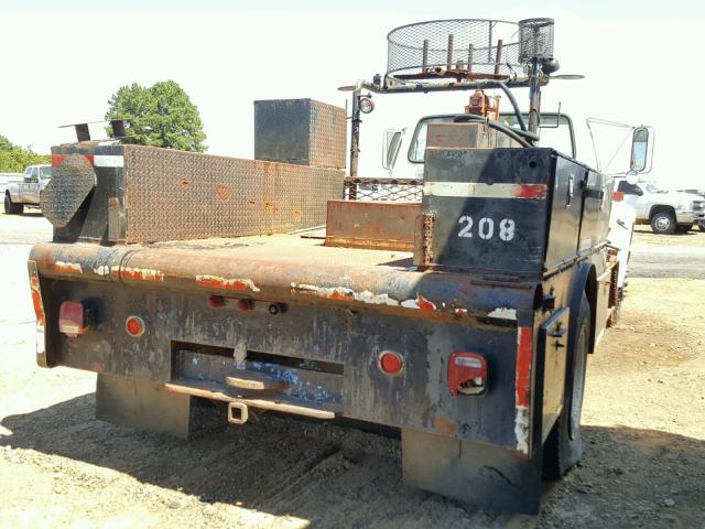 1FDPF70J0PVA37752 - 1993 FORD F700 WHITE photo 4