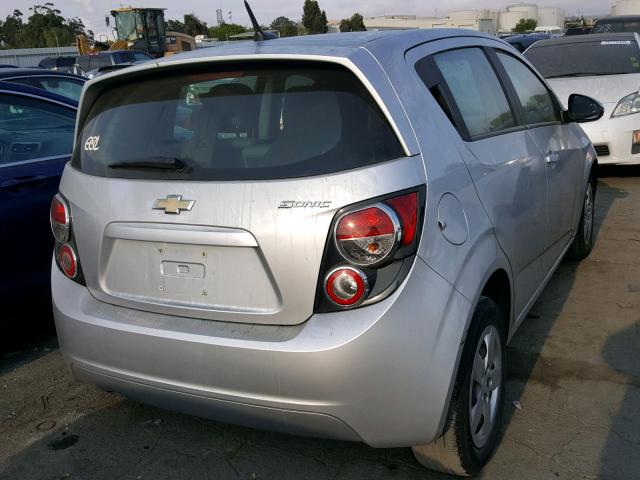 1G1JA6SH0E4239421 - 2014 CHEVROLET SONIC LS SILVER photo 4