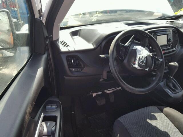 ZFBERFAB0H6F18946 - 2017 RAM PROMASTER 白色 照片 9