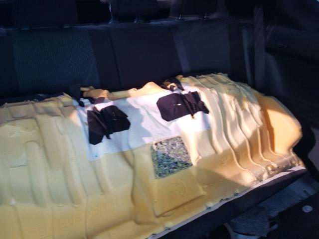 JTKJF5C78B3020757 - 2011 TOYOTA SCION TC 白色 照片 6