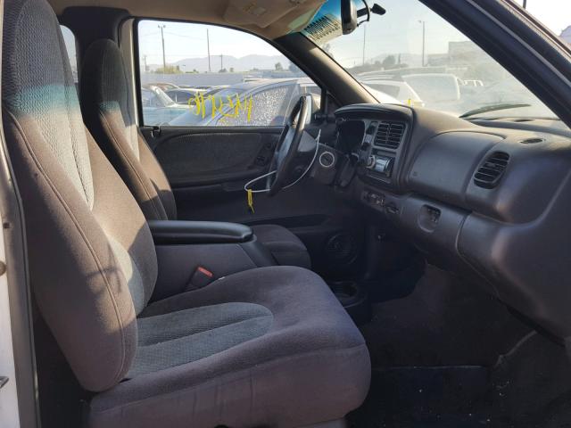 1B7GL22Y2XS121504 - 1999 DODGE DAKOTA WHITE photo 5