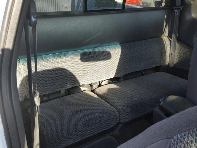 1B7GL22Y2XS121504 - 1999 DODGE DAKOTA WHITE photo 6