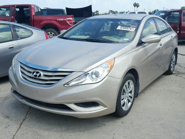 5NPEB4AC9BH244672 - 2011 HYUNDAI SONATA GLS SILVER photo 2