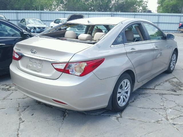 5NPEB4AC9BH244672 - 2011 HYUNDAI SONATA GLS SILVER photo 4