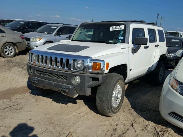 5GTMNGEE5A8119559 - 2010 HUMMER H3 WHITE photo 2