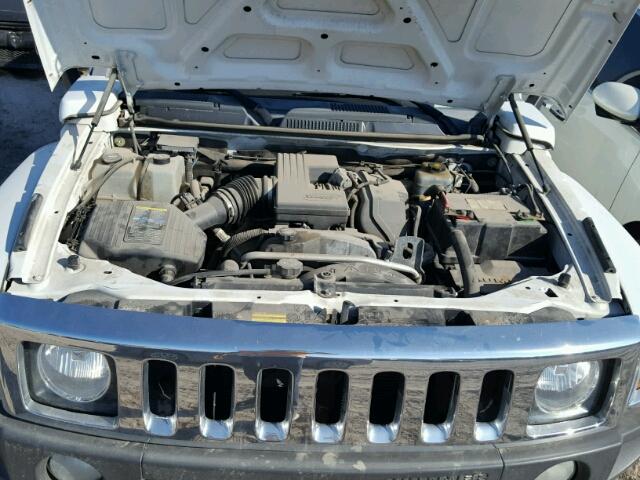 5GTMNGEE5A8119559 - 2010 HUMMER H3 WHITE photo 7