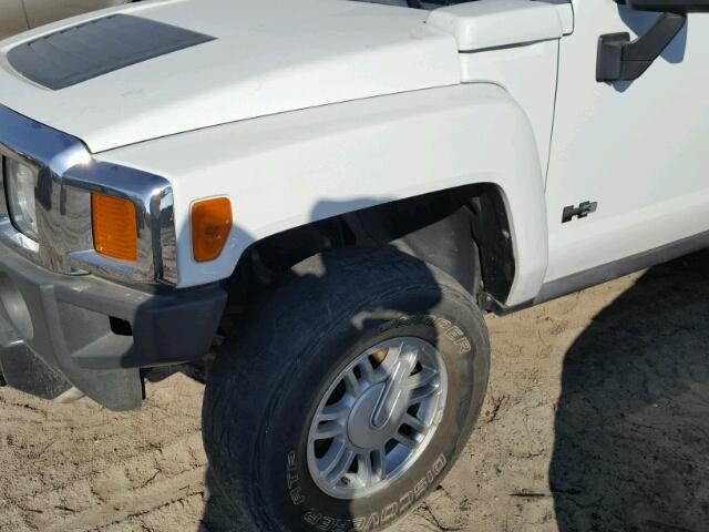 5GTMNGEE5A8119559 - 2010 HUMMER H3 WHITE photo 9