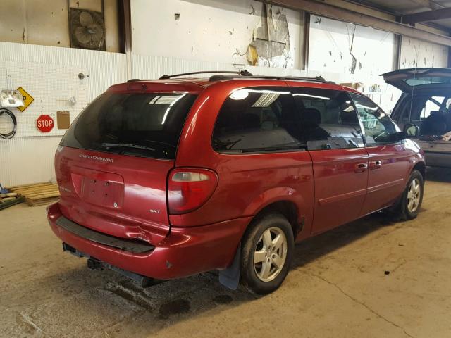 2D4GP44L75R477028 - 2005 DODGE GRAND CARA RED photo 4