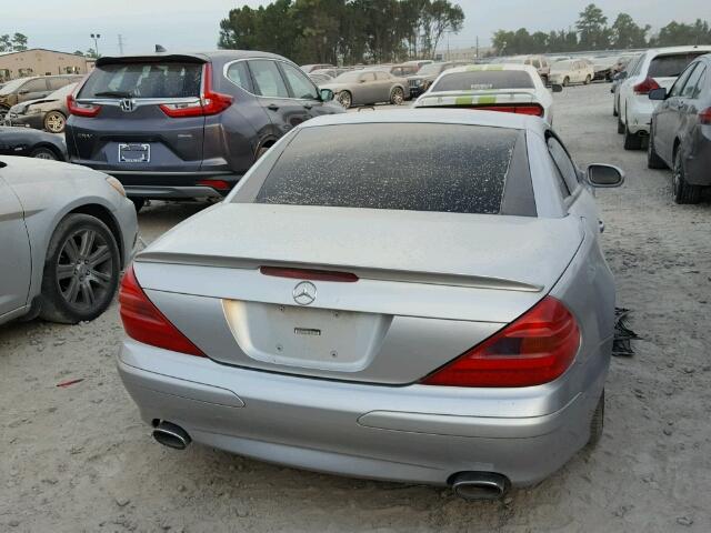 WDBSK75F43F013777 - 2003 MERCEDES-BENZ SL SILVER photo 6