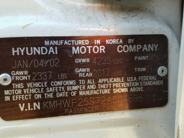 KMHWF25S72A604698 - 2002 HYUNDAI SONATA GL WHITE photo 10