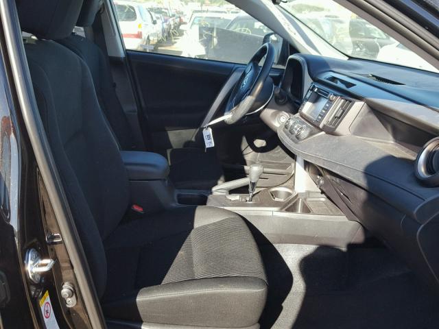 2T3ZFREV4GW244948 - 2016 TOYOTA RAV4 黑色 照片 5