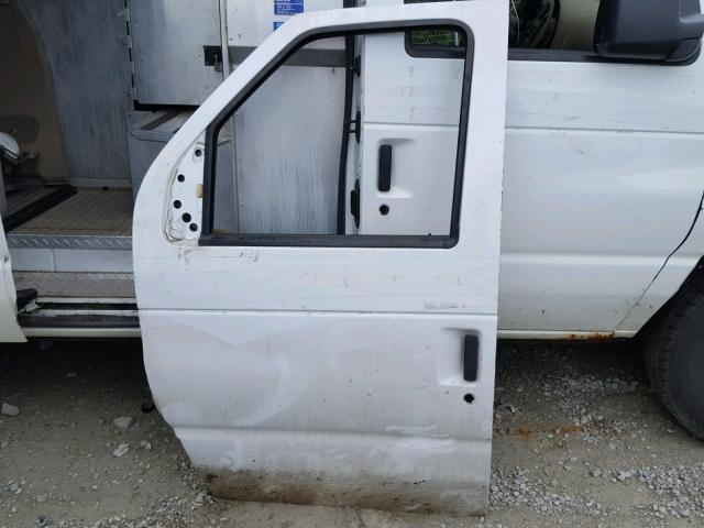 1FTSE34L08DB55135 - 2008 FORD ECONOLINE WHITE photo 9