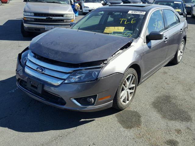 3FAHP0JAXBR319856 - 2011 FORD FUSION SEL GRAY photo 2