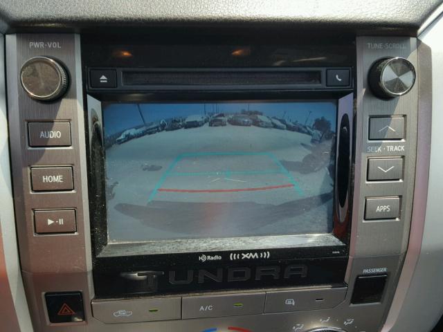 5TFRY5F1XHX217460 - 2017 TOYOTA TUNDRA DOU GRAY photo 9