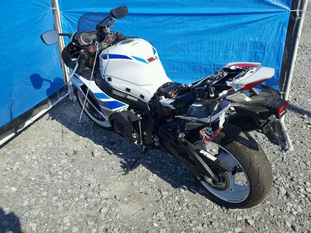 JS1GT78A4D2100747 - 2013 SUZUKI GSX-R1000 WHITE photo 3