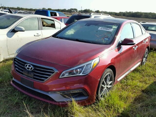 5NPE34AB8FH070149 - 2015 HYUNDAI SONATA SPO RED photo 2