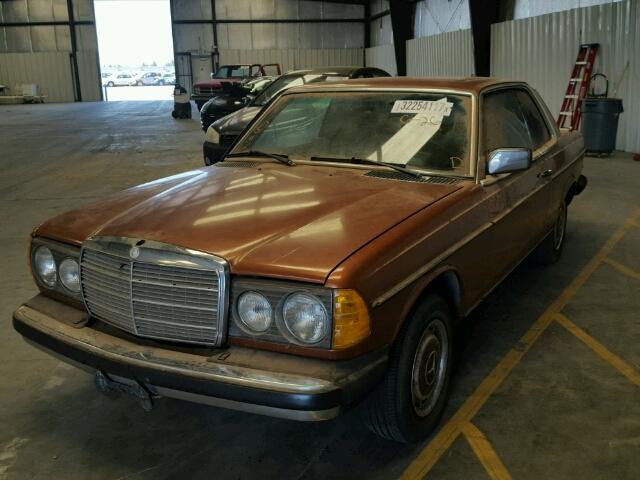 12315012001967 - 1978 MERCEDES-BENZ 300 CD BROWN photo 2