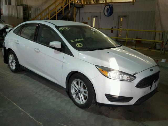 1FADP3F21FL231039 - 2015 FORD FOCUS SE WHITE photo 1