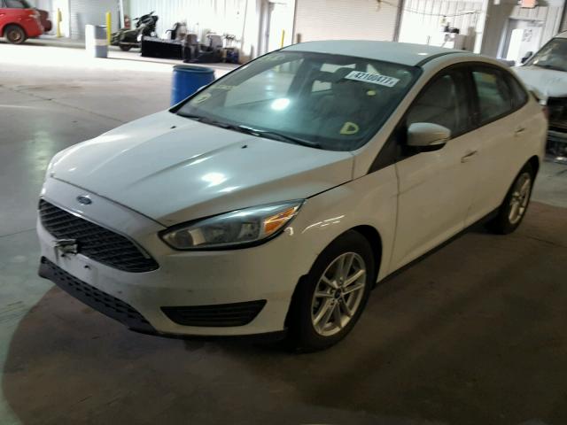 1FADP3F21FL231039 - 2015 FORD FOCUS SE WHITE photo 2