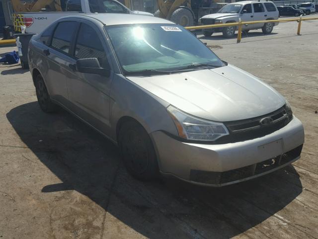 1FAHP34N98W229278 - 2008 FORD FOCUS S/SE SILVER photo 1