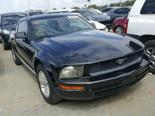 1ZVHT80NX85105533 - 2008 FORD MUSTANG BLACK photo 1