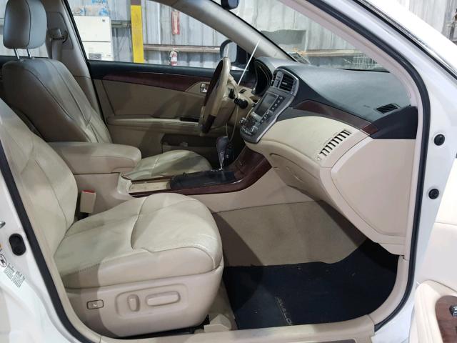 4T1BK3DB5BU409344 - 2011 TOYOTA AVALON BAS WHITE photo 5