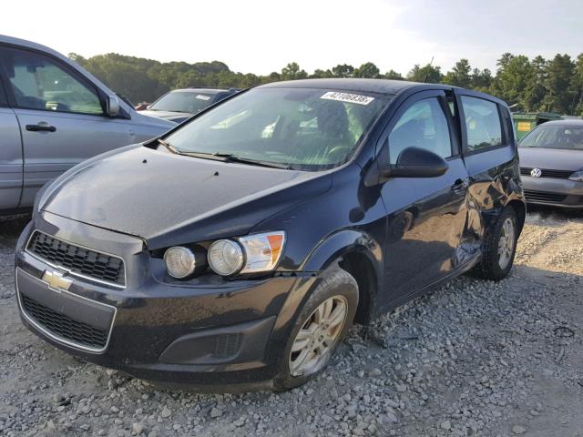 1G1JB6SH3C4157631 - 2012 CHEVROLET SONIC LS 黑色 照片 2