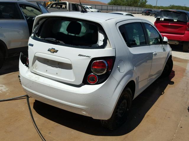 1G1JA6SHXE4228104 - 2014 CHEVROLET SONIC LS WHITE photo 4
