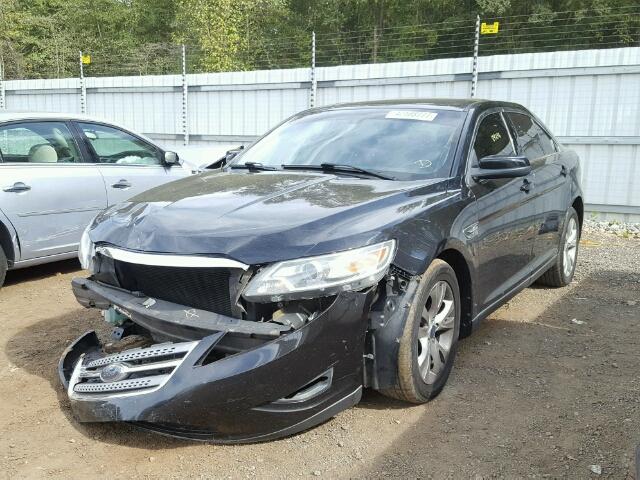 1FAHP2EW1AG124915 - 2010 FORD TAURUS SEL BLACK photo 2