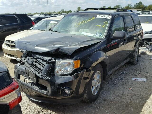 1FMCU0D7XBKB97688 - 2011 FORD ESCAPE XLT BLACK photo 2