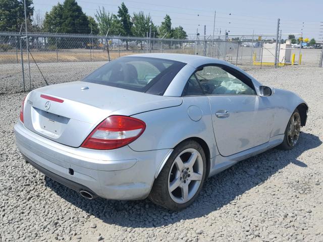 WDBWK56F76F100226 - 2006 MERCEDES-BENZ SLK 350 SILVER photo 4