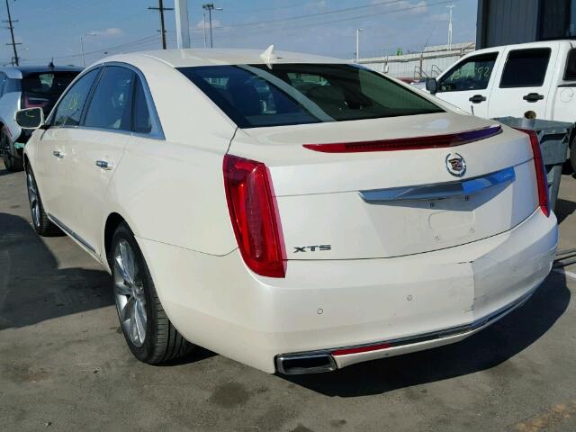 2G61P5S38D9209618 - 2013 CADILLAC XTS WHITE photo 3