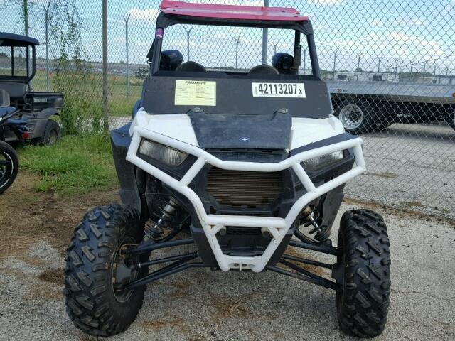 3NSVBA878GH102572 - 2016 POLARIS RZR WHITE photo 9
