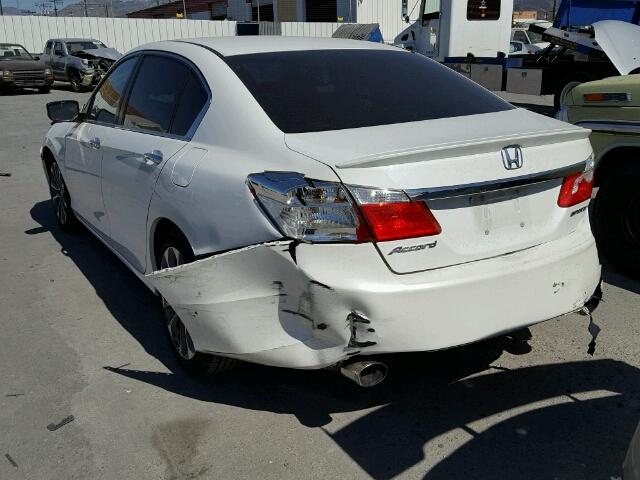 1HGCR2F56FA021781 - 2015 HONDA ACCORD WHITE photo 3