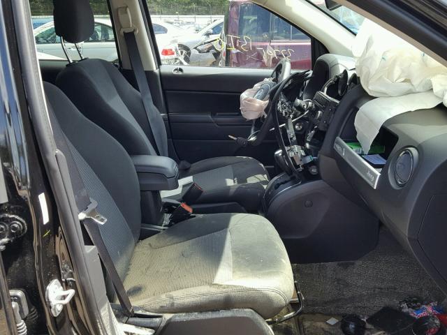 1C4NJCBA3GD536390 - 2016 JEEP COMPASS SP BLACK photo 5