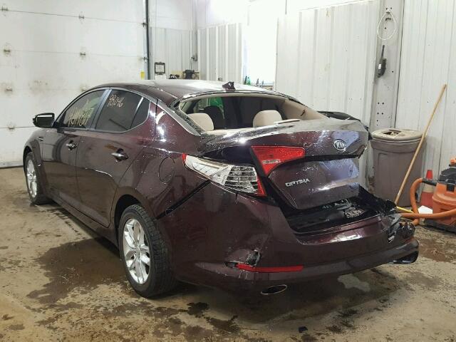 5XXGM4A79CG048265 - 2012 KIA OPTIMA MAROON photo 3