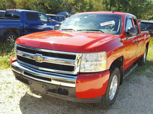 1GCEC29J89Z259963 - 2009 CHEVROLET SILVERADO RED photo 2