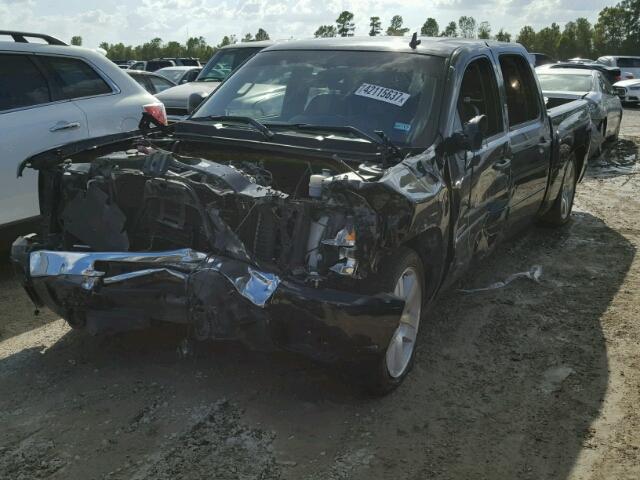 2GCFC13Y471732445 - 2007 CHEVROLET SILVERADO BLACK photo 2