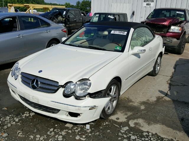 WDBTK56F58T099410 - 2008 MERCEDES-BENZ CLK 350 WHITE photo 2