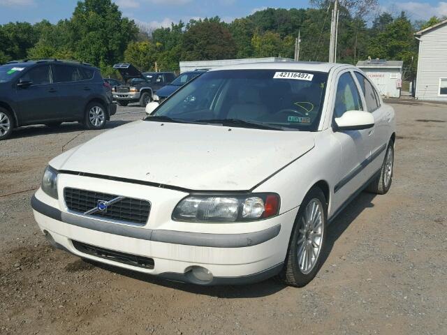 YV1RS58DX32251231 - 2003 VOLVO S60 2.4T WHITE photo 2