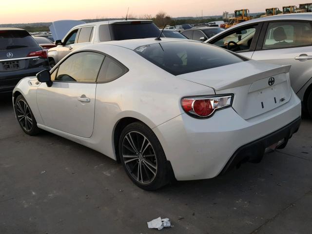 JF1ZNAA18D2711547 - 2013 TOYOTA SCION FR-S WHITE photo 3
