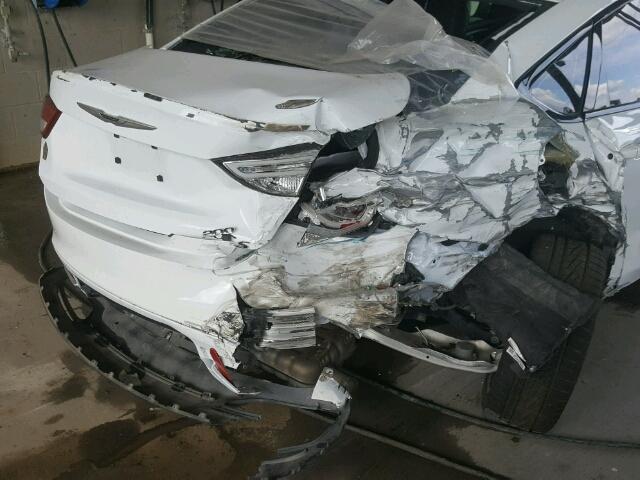 1C3CCCBB5GN115750 - 2016 CHRYSLER 200 S WHITE photo 9